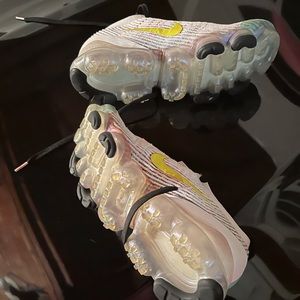 New style Nike sneakers- Gently used